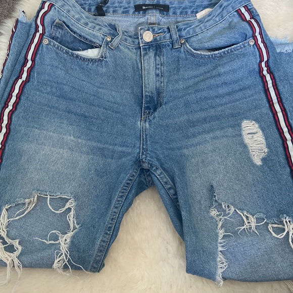 Boyfriend Jeans - Picture 2 of 3